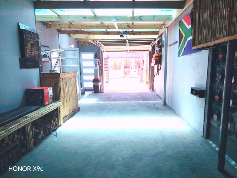 3 Bedroom Property for Sale in Silversands Western Cape